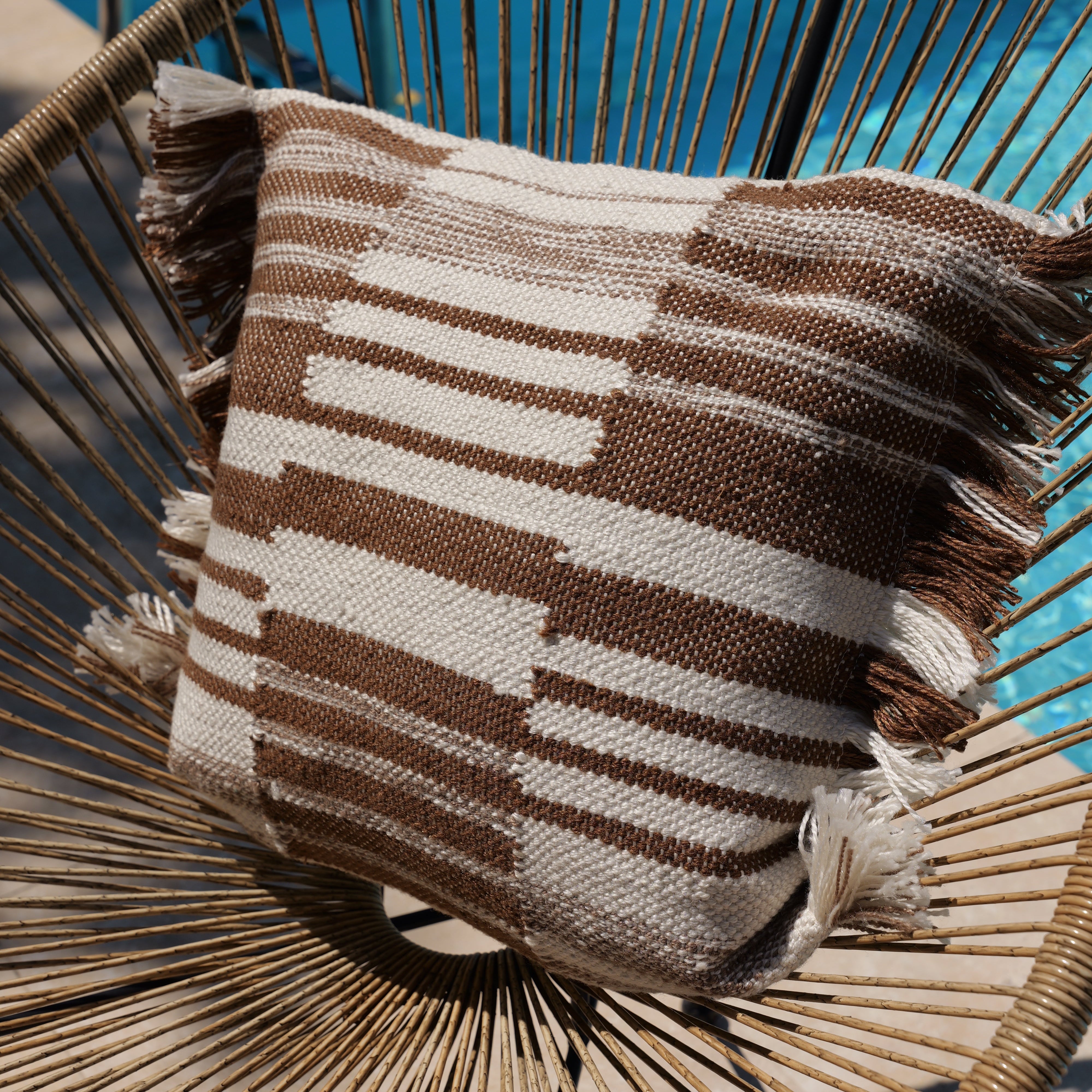 Coussin tissé intérieur et extérieur 🌞
